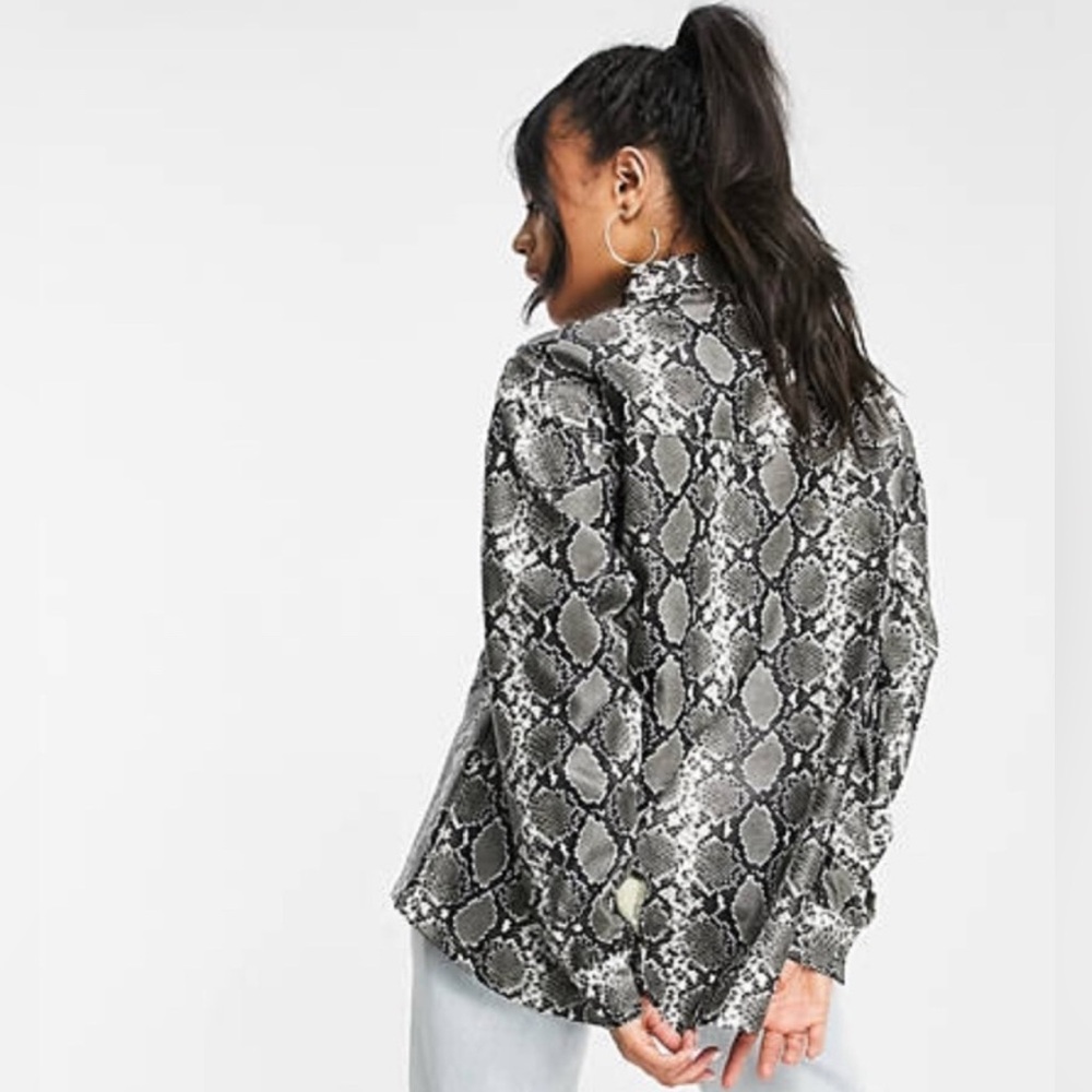 ASOS Design Pleather Snakeskin Button Up Oversized Shacket - Picture 4 of 16